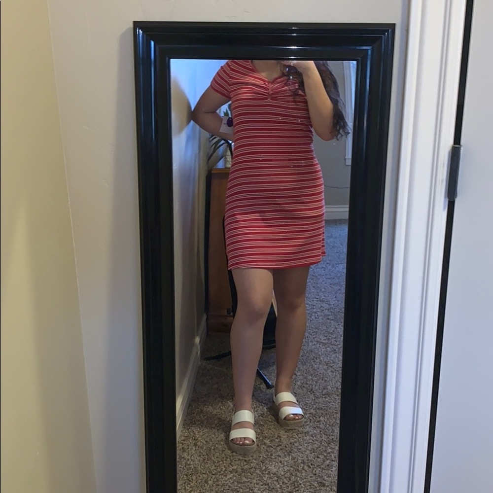 Red and white striped dress - Picture 3 of 6